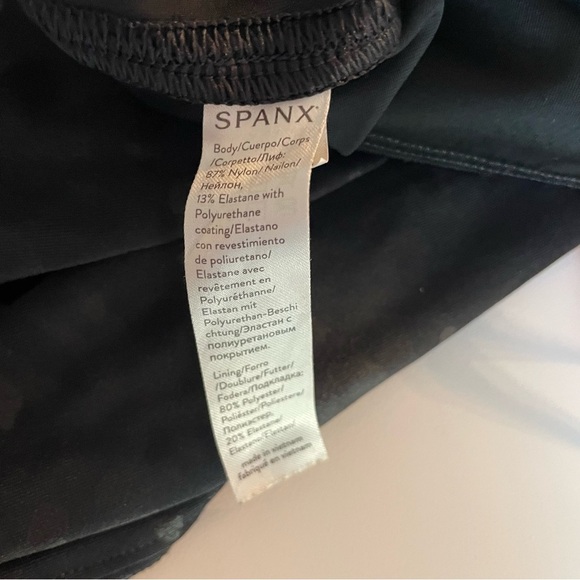 Spanx metallic camo print high waisted leggings black 20234 - Picture 15 of 16